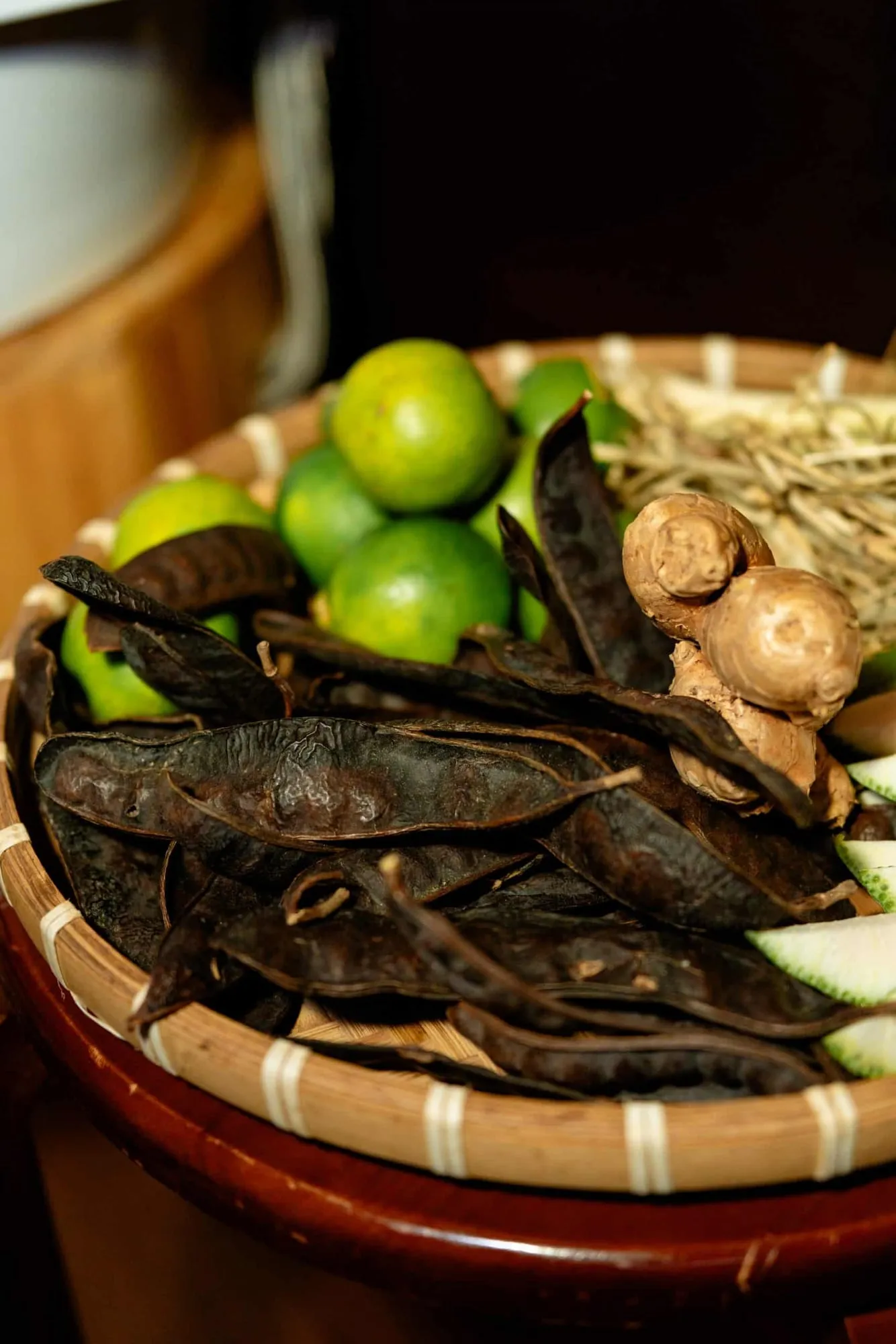 Gội đầu dưỡng sinh với nước thảo dược tại Latus