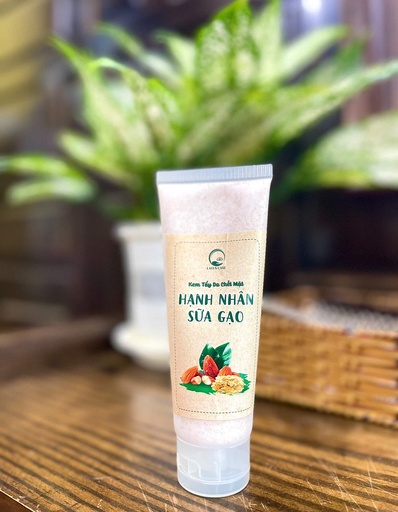 Tẩy tế bào chết da mặt Sữa gạo Hạnh nhân